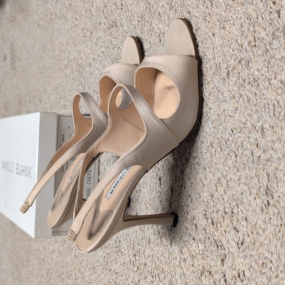 Manolo Blahnik Beige Women's Heels - Nico Silk - Picture 2 of 6